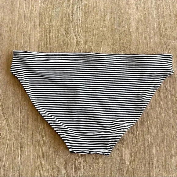Aerie Printed Swim Bikini Bottom in True Black White Stripe Size Medium NWOT - Picture 5 of 6